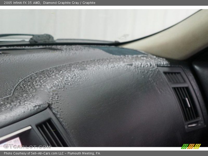 Diamond Graphite Gray / Graphite 2005 Infiniti FX 35 AWD