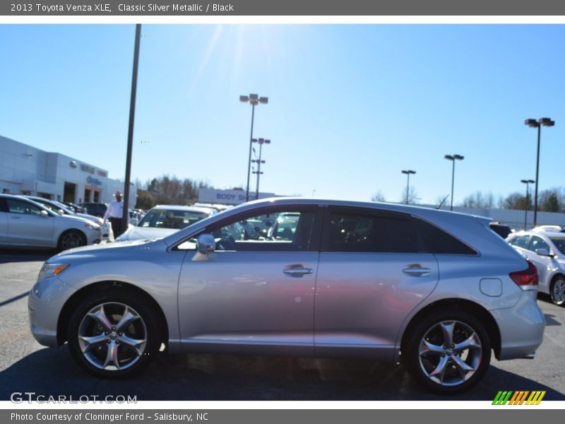 Classic Silver Metallic / Black 2013 Toyota Venza XLE