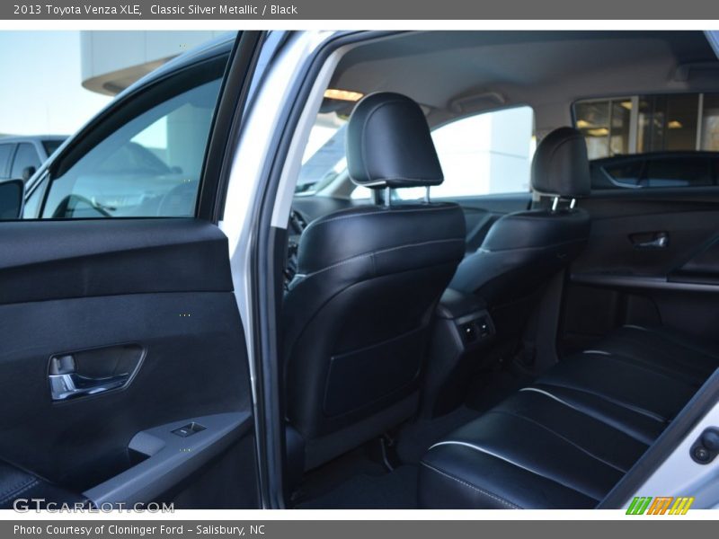 Classic Silver Metallic / Black 2013 Toyota Venza XLE