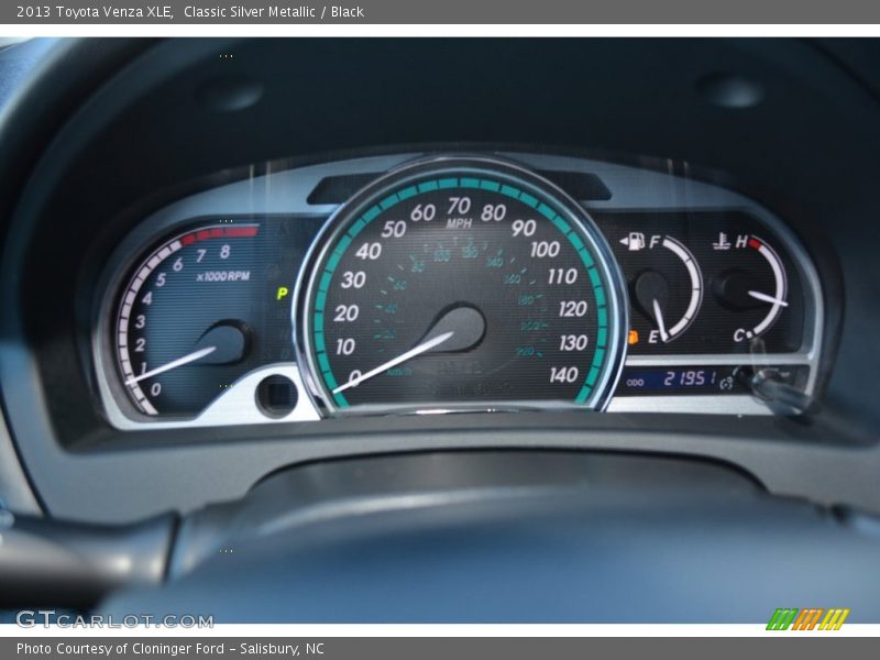 Classic Silver Metallic / Black 2013 Toyota Venza XLE