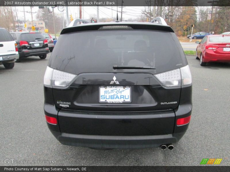 Labrador Black Pearl / Black 2007 Mitsubishi Outlander XLS 4WD
