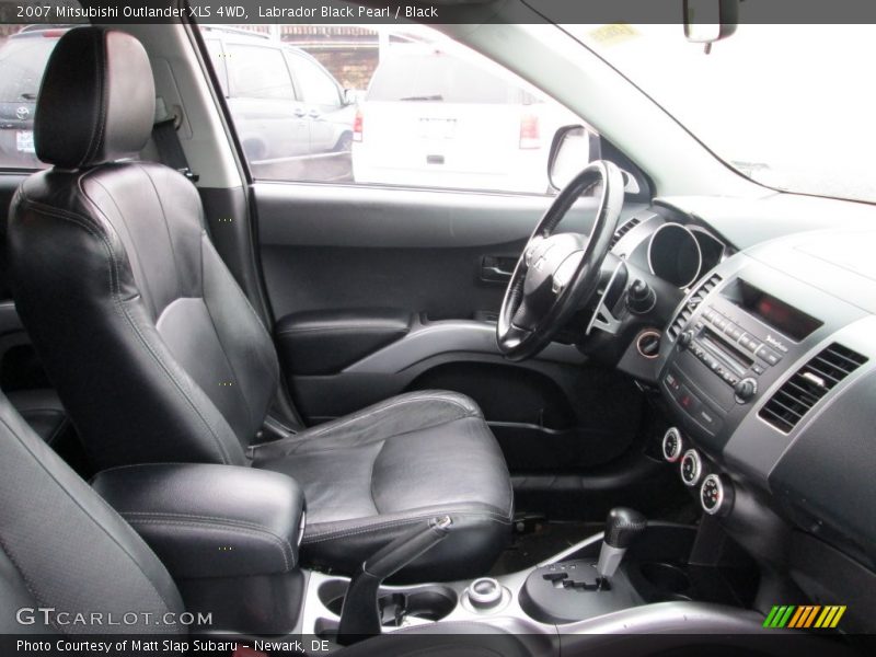 Labrador Black Pearl / Black 2007 Mitsubishi Outlander XLS 4WD
