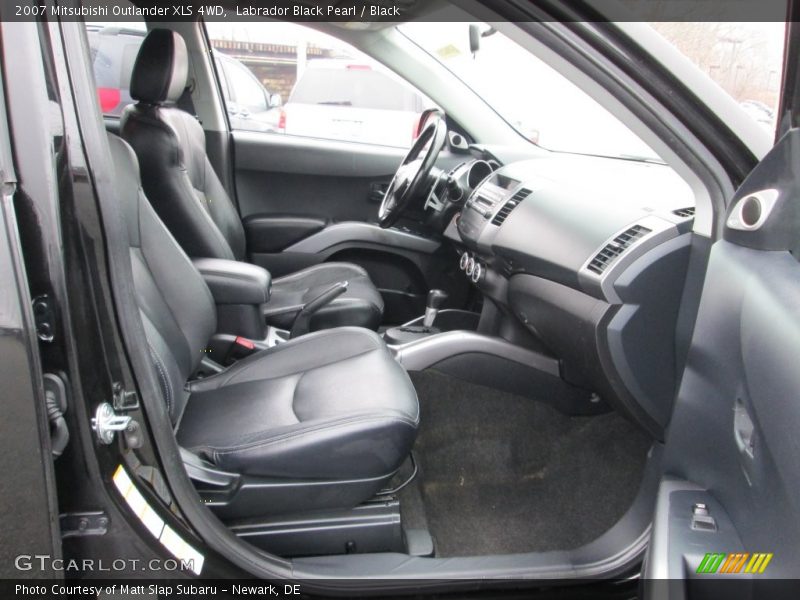 Labrador Black Pearl / Black 2007 Mitsubishi Outlander XLS 4WD
