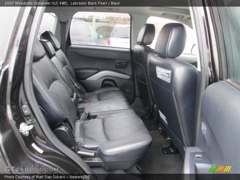 Labrador Black Pearl / Black 2007 Mitsubishi Outlander XLS 4WD