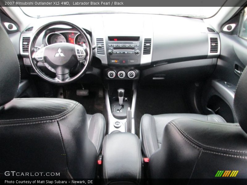 Labrador Black Pearl / Black 2007 Mitsubishi Outlander XLS 4WD