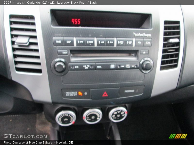 Labrador Black Pearl / Black 2007 Mitsubishi Outlander XLS 4WD