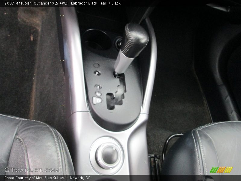 Labrador Black Pearl / Black 2007 Mitsubishi Outlander XLS 4WD