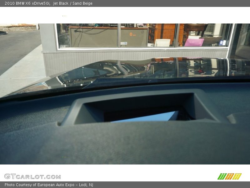 Jet Black / Sand Beige 2010 BMW X6 xDrive50i