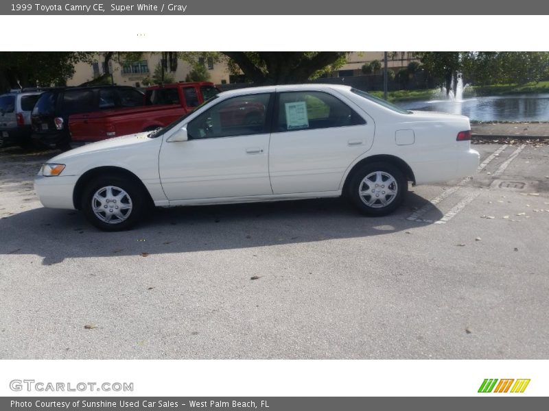 Super White / Gray 1999 Toyota Camry CE