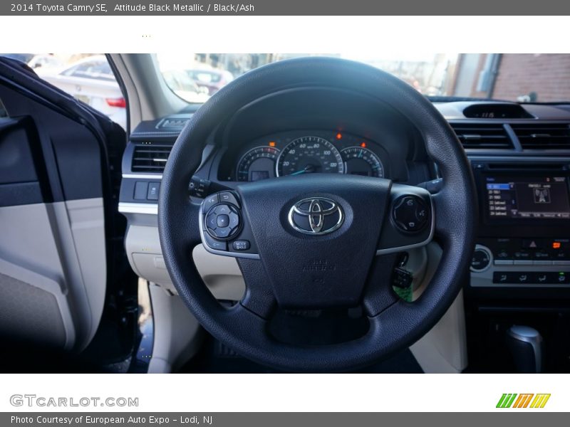 Attitude Black Metallic / Black/Ash 2014 Toyota Camry SE
