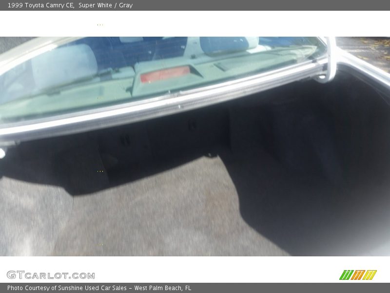 Super White / Gray 1999 Toyota Camry CE