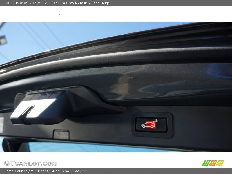 Platinum Gray Metallic / Sand Beige 2012 BMW X5 xDrive35d