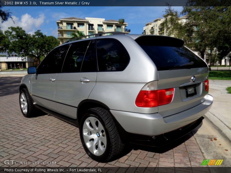 Titanium Silver Metallic / Grey 2002 BMW X5 3.0i