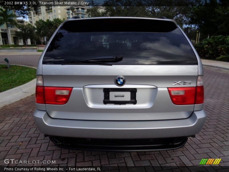 Titanium Silver Metallic / Grey 2002 BMW X5 3.0i