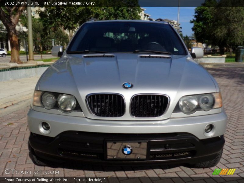 Titanium Silver Metallic / Grey 2002 BMW X5 3.0i