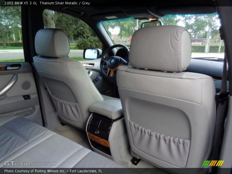 Titanium Silver Metallic / Grey 2002 BMW X5 3.0i
