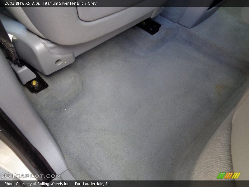 Titanium Silver Metallic / Grey 2002 BMW X5 3.0i