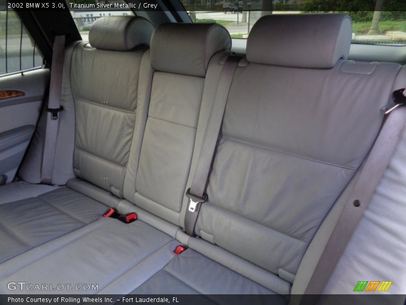 Titanium Silver Metallic / Grey 2002 BMW X5 3.0i