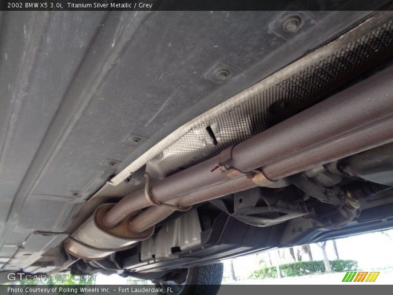 Undercarriage of 2002 X5 3.0i