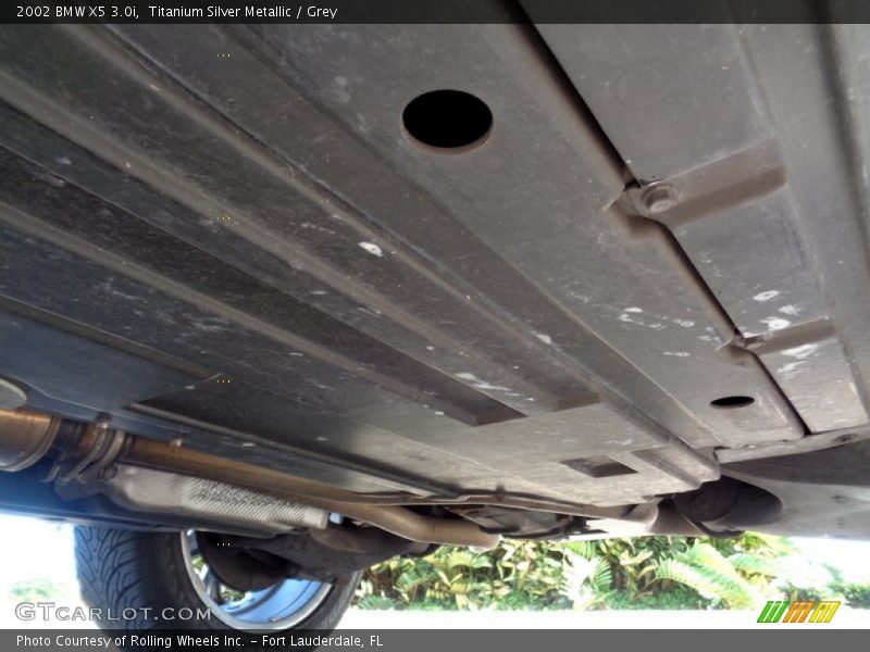 Titanium Silver Metallic / Grey 2002 BMW X5 3.0i