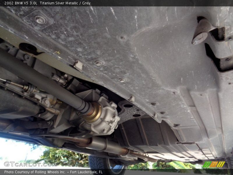 Undercarriage of 2002 X5 3.0i