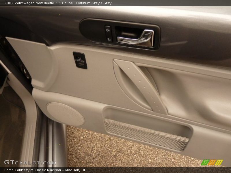 Platinum Grey / Grey 2007 Volkswagen New Beetle 2.5 Coupe
