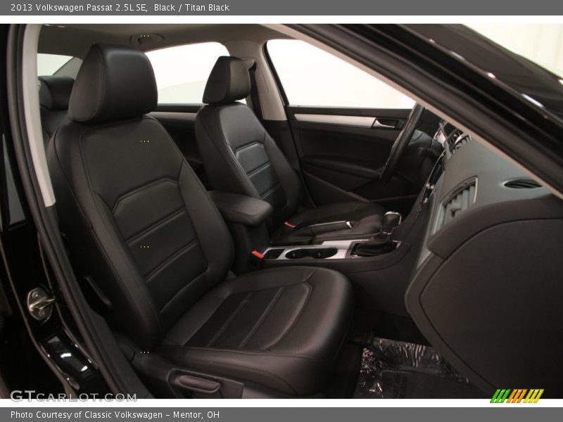 Black / Titan Black 2013 Volkswagen Passat 2.5L SE