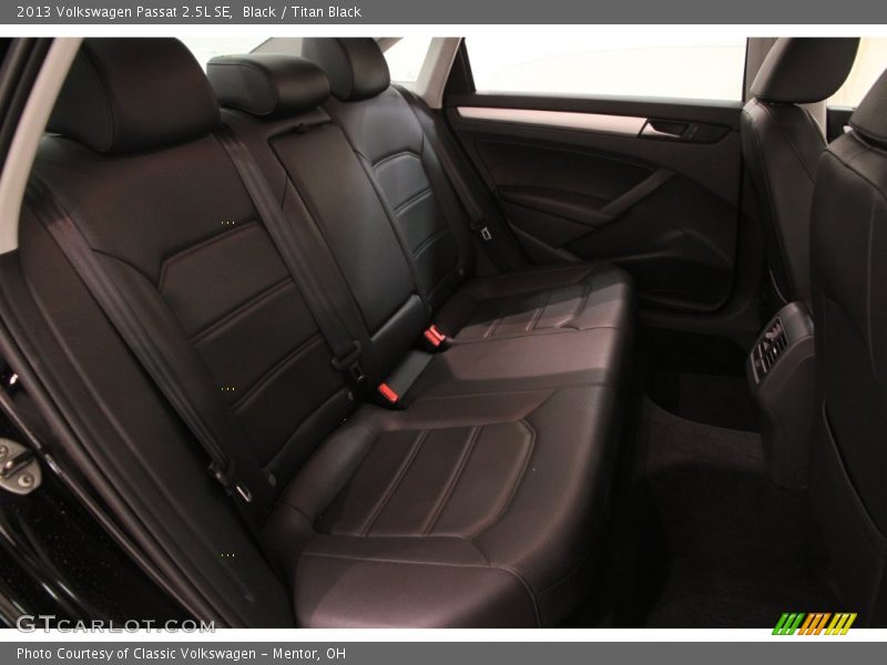 Black / Titan Black 2013 Volkswagen Passat 2.5L SE