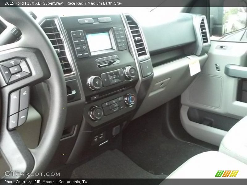 Race Red / Medium Earth Gray 2015 Ford F150 XLT SuperCrew