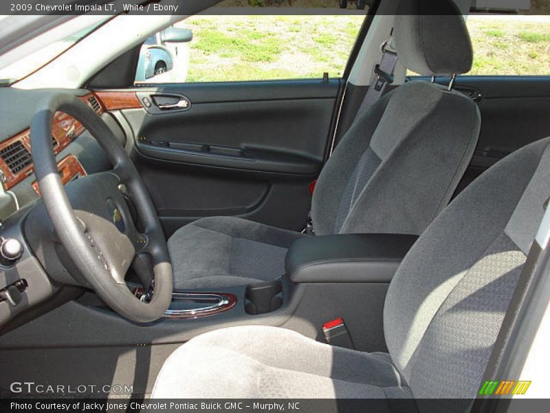White / Ebony 2009 Chevrolet Impala LT