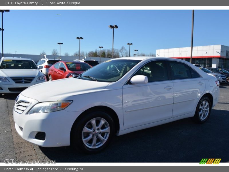 Super White / Bisque 2010 Toyota Camry LE