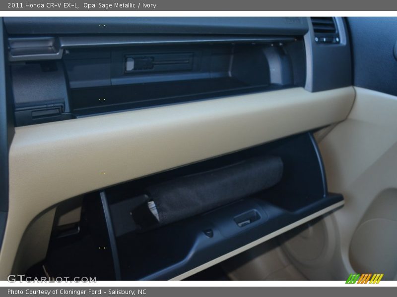 Opal Sage Metallic / Ivory 2011 Honda CR-V EX-L