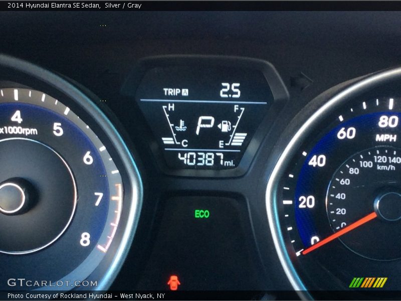 Silver / Gray 2014 Hyundai Elantra SE Sedan