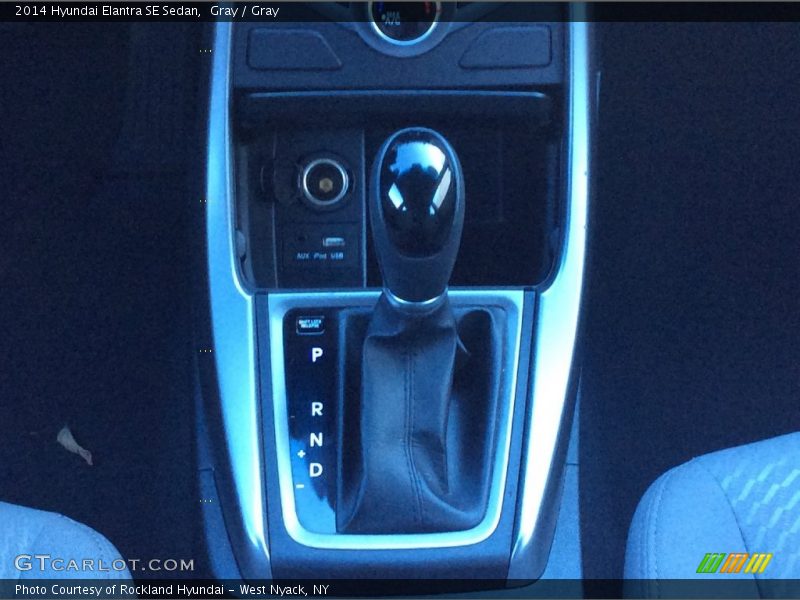 Gray / Gray 2014 Hyundai Elantra SE Sedan