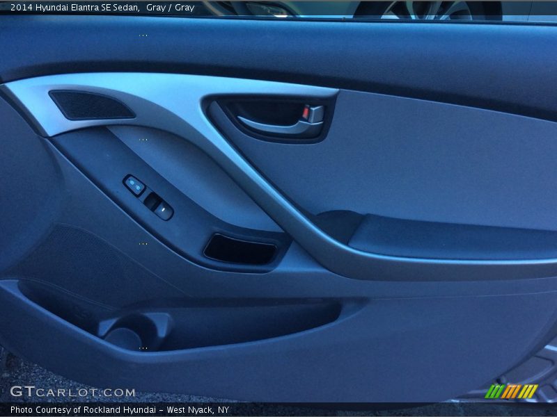 Gray / Gray 2014 Hyundai Elantra SE Sedan
