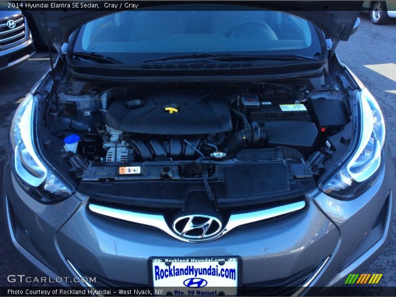 Gray / Gray 2014 Hyundai Elantra SE Sedan