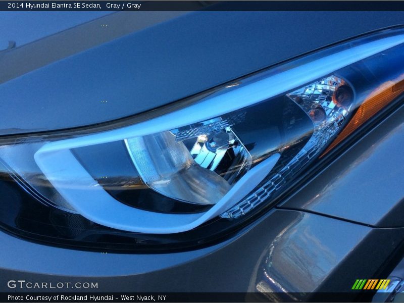 Gray / Gray 2014 Hyundai Elantra SE Sedan
