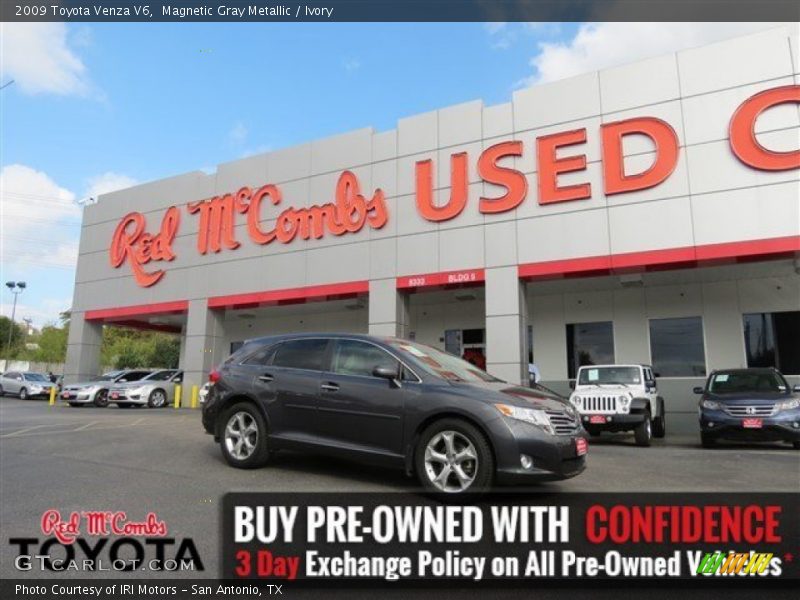 Magnetic Gray Metallic / Ivory 2009 Toyota Venza V6