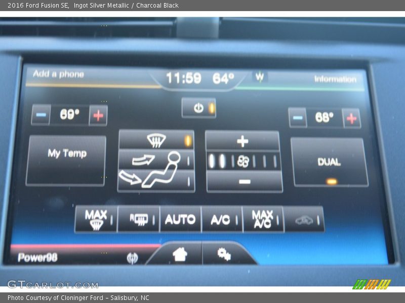 Ingot Silver Metallic / Charcoal Black 2016 Ford Fusion SE