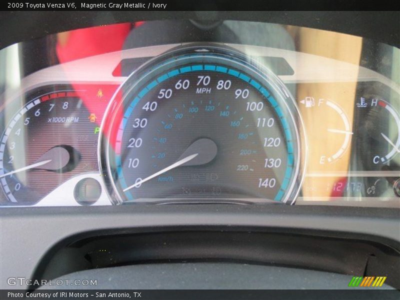 Magnetic Gray Metallic / Ivory 2009 Toyota Venza V6