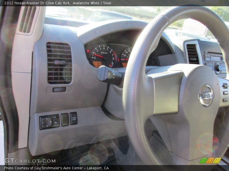 Avalanche White / Steel 2012 Nissan Frontier SV Crew Cab 4x4