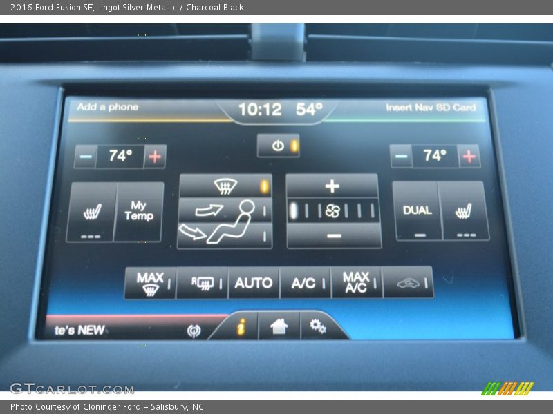 Ingot Silver Metallic / Charcoal Black 2016 Ford Fusion SE