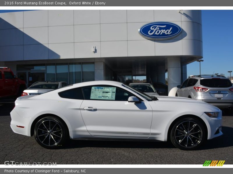 Oxford White / Ebony 2016 Ford Mustang EcoBoost Coupe