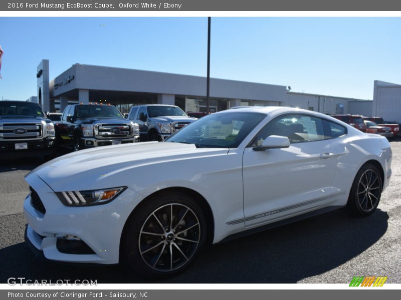 Oxford White / Ebony 2016 Ford Mustang EcoBoost Coupe