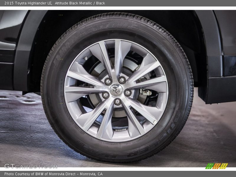Attitude Black Metallic / Black 2015 Toyota Highlander LE