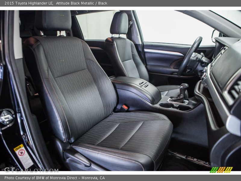 Attitude Black Metallic / Black 2015 Toyota Highlander LE