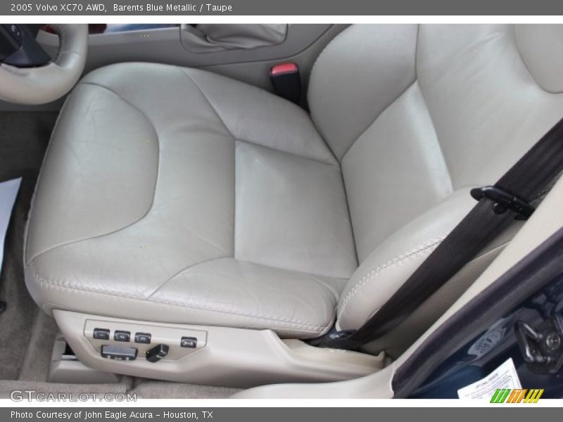 Barents Blue Metallic / Taupe 2005 Volvo XC70 AWD