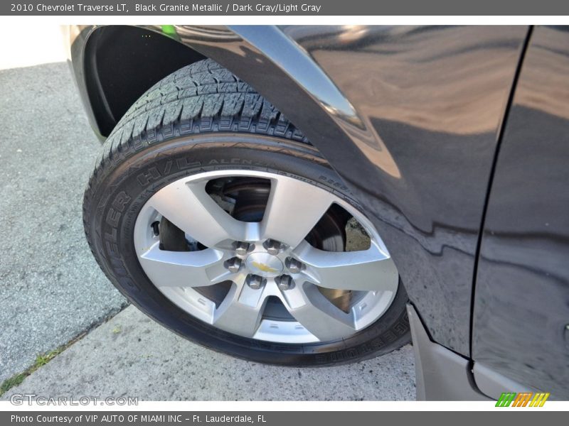 Black Granite Metallic / Dark Gray/Light Gray 2010 Chevrolet Traverse LT