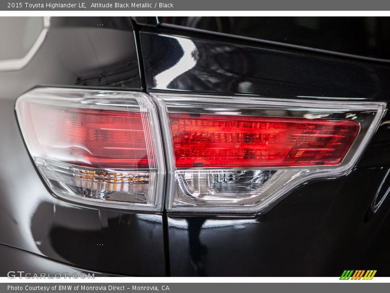 Attitude Black Metallic / Black 2015 Toyota Highlander LE