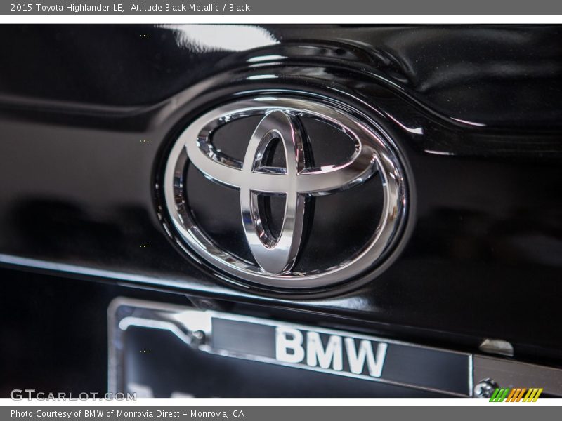 Attitude Black Metallic / Black 2015 Toyota Highlander LE